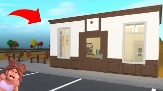 I Built A Cafe In Bloxburg Speedbuild [upl. by Kayle]