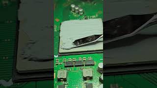 Replacing thermal paste on ps3 playstation [upl. by Ellswerth]