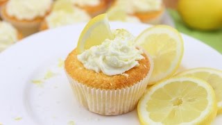 ZitronenKokos Cupcakes frisch fruchtig und lecker [upl. by Alroi]