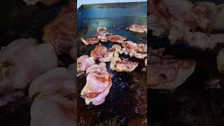 Anyone likes crispy bacon 🥓chefstyle foodvideos viralfood viralvideos cheflife cooking 👌🫰😋🔥 [upl. by Hardunn600]