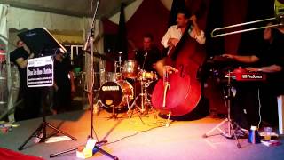 jazz in marciac 2014  dans les rues dAntibes [upl. by Edalb]