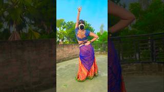 Kamariya Lachke Re❤️hindisong dance sortvideo nirjalanishad [upl. by Aydin154]