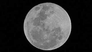 nikon d3000 how to shoot pictures of the moon  moon photography [upl. by Ynattirb196]