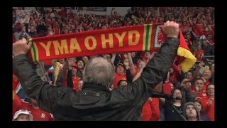 Yma O Hyd  sung by Welsh fans amp Dafydd Iwan at World Cup qualifier Ukraine amp Michael Sheen speech [upl. by Akim]