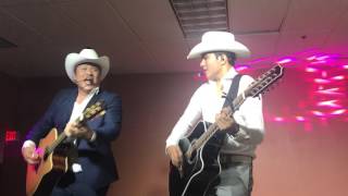 Ulices Chaidez  Como Los Vaqueros En Vivo [upl. by Hoffman119]