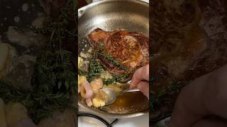 Cooking a ribeye steak in a stainless steel pan cooking steak stainlesssteel [upl. by Dahlstrom]