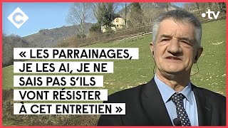 Linterview vendeuse de Jean Lassalle  C à vous  31012022 [upl. by Galliett]