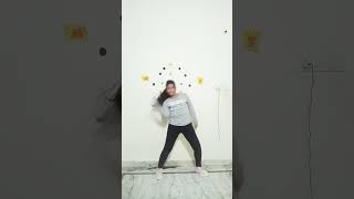 Kala Chashma Song dance cover please subscribe [upl. by Joly]