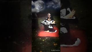 Yoga con la Llorona 💀🎃🧟‍♀️🇲🇽 yoga shorts diademuertos halloween llorona [upl. by Harbed75]