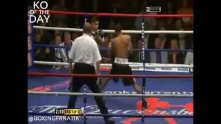 Amir Khan vs Breidis Prescott [upl. by Acnalb]