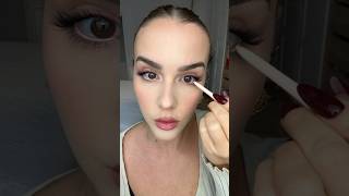 Come illuminare e ingrandire l’occhio con la matita chiara✨ makeuptutorial makeuphacks makeuptips [upl. by Nachison]