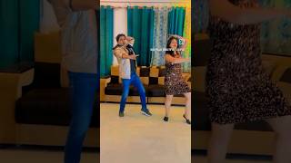 Auva Auva koi yahan Nache Nache 👯‍♂💃🏼🕺🏼dance dancereels disco viralreels retro [upl. by Aldon]