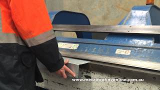 How to Fold a ZINCALUME Apron Flashing  Metal Roofing Online [upl. by Ardnasal]