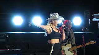 Kelsea Ballerini Hole In The Bottle  Hersheypark Stadium  September 24 2021 [upl. by Otaner978]