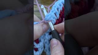 Attaching granny squares with a zig zag join but adding a ch1 [upl. by Peckham]