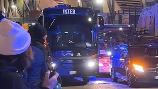 Napoli Inter 03 i nerazzurri escono così dal Maradona 🚌 [upl. by Kevan]