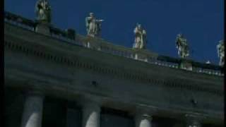 Labbraccio di Bernini colonnato di piazza San Pietro [upl. by Woodrow468]