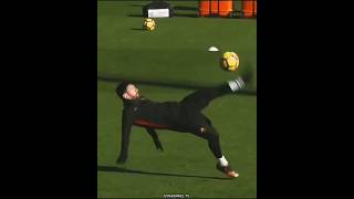 messi skills vs ronaldo skills [upl. by Eskil]