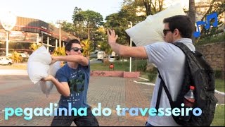 Pegadinha do travesseiro praça polo [upl. by Aretak]