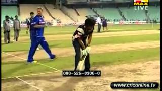 Shahrukh Khan Batting Against SHANE WARNE  SUNIL GAVASKAR P [upl. by Nedrud]