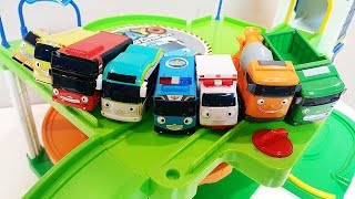 Learn Colors with Tayo the Little Bus 8 Toy Cars NY Play [upl. by Llewsor]