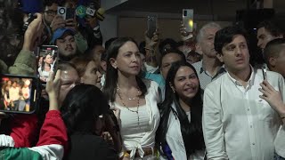 Candidata liberal vence as primárias da oposição na Venezuela  AFP [upl. by Anirak]