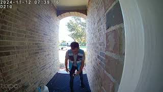 Amazon Delivery on Tapo Doorbell Camera D210 [upl. by Ivy]