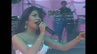 Selena  Amor Prohibido Live Astrodome 1994 Official HD Excerpt [upl. by Daniell]