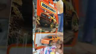 BARU LAND ROVER DEFENDER MBX AND HW TOYOTA HOT ITEMS HUNTING DIECAST Shorts Eps206 [upl. by Bonnibelle938]