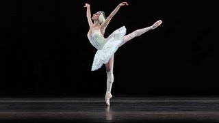 Tchaikovsky Swan Lake  The Royal Ballet  Digital Theatre [upl. by Kruse244]