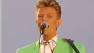 David Bowie Tin Machine LAX august 25th 1991 [upl. by Yeliab]