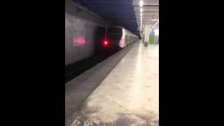 RER A  Départ dun MI09 UBOS en gare de Cergy–Préfecture [upl. by Aissyla]