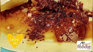 SCHNELLES Crepe Rezept FÜR DEN EXTREMEN GESCHMACK Französische Nachspeise FERRERO ROCHER street food [upl. by Eseilanna]