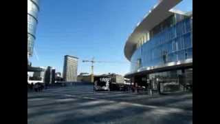 PIAZZA GAE AULENTI PORTA GARIBALDI MILANO ITALY [upl. by Mellen]