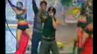 Akshay Kumar RDB live on iffa awards Singh Is King Kinng [upl. by Lee477]