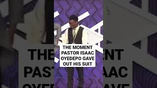 THE MOMENT PASTOR ISAAC OYEDEPO GAVE OUT HIS SUIT TO A COVENANT UNIVERSITY STUDENT [upl. by Alyson75]