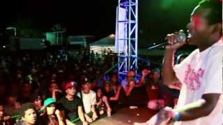 AKApellah vs Cenizaa  Batalla Freestyle Semifinal quotKNOCKOUTquot [upl. by Lytton]