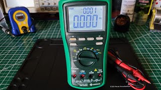 GREENLEE DM  820A True RMS Data Logging Digital Multimeter A Serious Competitor [upl. by Atterrol122]