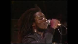 The Mighty Diamonds  Right Time  Live  Reggae Sunsplash 1981 [upl. by Ehtiaf670]