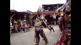 BAILE TRADICIONAL de Sumpango Sacatepéquez por grupo Renovación el Torito 28082012 [upl. by Lynnworth]