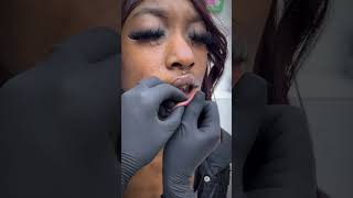 ASHLEY LIP PIERCING PROCESS 😱 undergroundbodypiercing [upl. by Ssac]