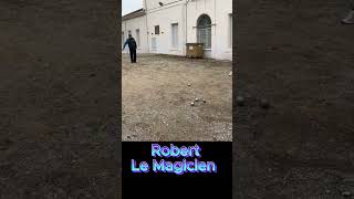 a plus de 80 ans il fait encore des tour de magie a la pétanque [upl. by Eudocia701]