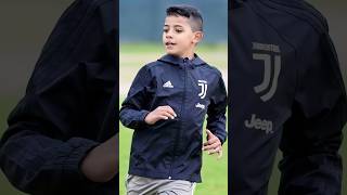 Cristiano Ronaldo erteilt Junior eine wichtige Lektion fürs Leben 🧐ll ronaldo shorts viral [upl. by Gault137]