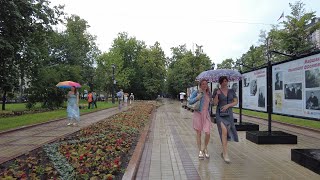 A walk in rainy Moscow Chistye Prudy Pokrovsky Boulevard [upl. by Aserehs]