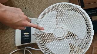 Unboxing a 2005 Wickes 9quot desk fan [upl. by Nador]