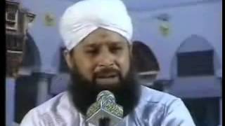 Pesh e Haq Mujda Shafaat Ka  Owais Raza Qadri Sb  Mehfil e Naat 04 May 2011 [upl. by Nallij]