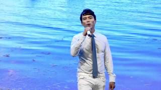 Giữa Mạc Tư Khoa Nghe Câu Hò Nghệ Tĩnh Lê Sang MV [upl. by Cohlette]