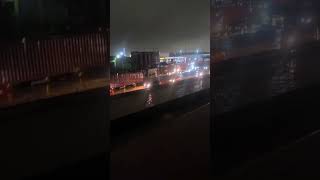 viralvideo venezolanas atrapada en la terraza por inundaciones [upl. by Akoek429]