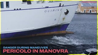 Pericolo in manovra alto rischio impatto della nave Quirino a Ponza [upl. by Natsreik253]