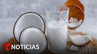 Estos son los beneficios de incluir coco en tu dieta  Noticias Telemundo [upl. by Rintoul569]